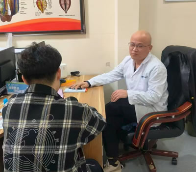 濮阳市|男科医师高朋磊：守护男性健康，专业男科诊疗